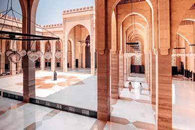 Al-Fateh Mosque, Bahrain. Photo by Bahrain.com.